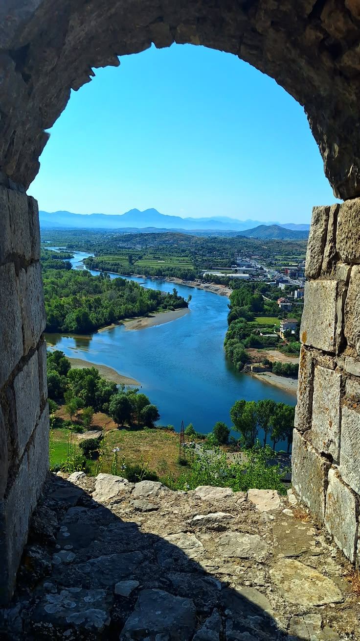 rozafa castle